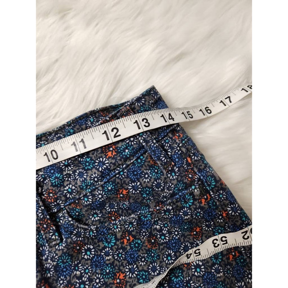 Levis Jeans Womens Cut-Off Shorts Multicolor Floral Stretch Denim 4 - Picture 3 of 6